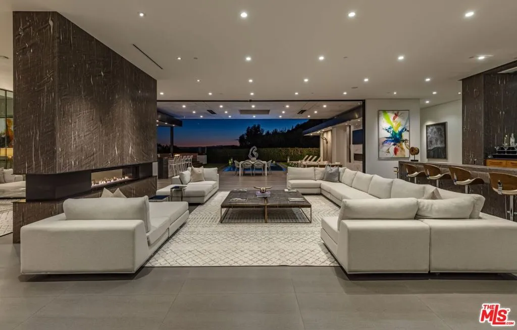 2002 Loma Vista Drive, Beverly Hills, California 90210 home-pic-35